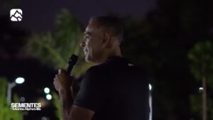 MUDE PARA DEUS AGIR